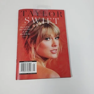 Taylor Swift A360Media Digest Book - Picture 1 of 7