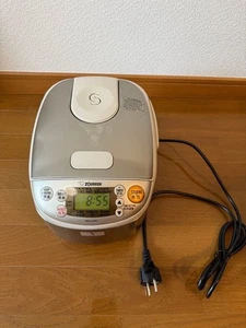 Arrocera tipo Micom ZOJIRUSHI NS-LLH053-taza 0,54 L. 220~230V Hecho en Japón - Imagen 1 de 5