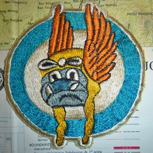 Flight Patch - USAAF - Pugnacious Pups - 355th Fighter Squadron - WWII - 053 - Picture 1 of 2