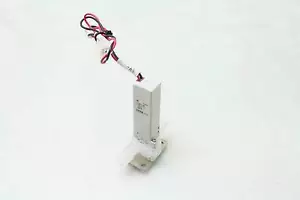 Válvula solenoide química en línea de alta pureza SMC LVM13R-5G2-3-X94 24 V bobinas de CC - Imagen 1 de 1