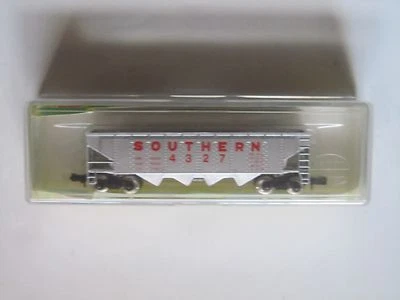 Model Power  N Scale 3421 Hopper Car SOUTHERN #4327 - Image 1 of 3