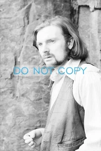 Impresión de archivo de bellas artes en relieve de abril de 1970 de Van Morrison en Woodstock (8,5"x11") - Imagen 1 de 1