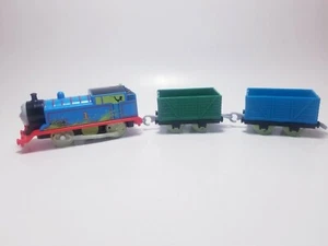 GLOW IN THE DARK THOMAS Thomas & Friends Trackmaster Motorized Train Cargos 2013 - Picture 1 of 9