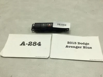 Dodge Avenger 2013 panel de interruptores de tracción/peligro OEM+ Foto 1 de 4