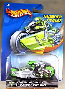 2003 Hot Wheels Thunder Cycles V-ROGUE MOTO HW Cyborg Silver w/Green Spoke Wheel - Picture 1 of 7