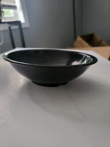 Carlisle FoodService Products 800B03 Melamine Salad Bowl, 27 oz, Black - Picture 1 of 3