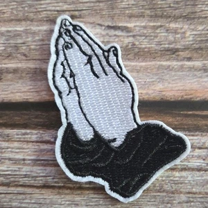 Praying Hands Jesus God Christian Iron-On Sew-On Patch - Picture 1 of 2