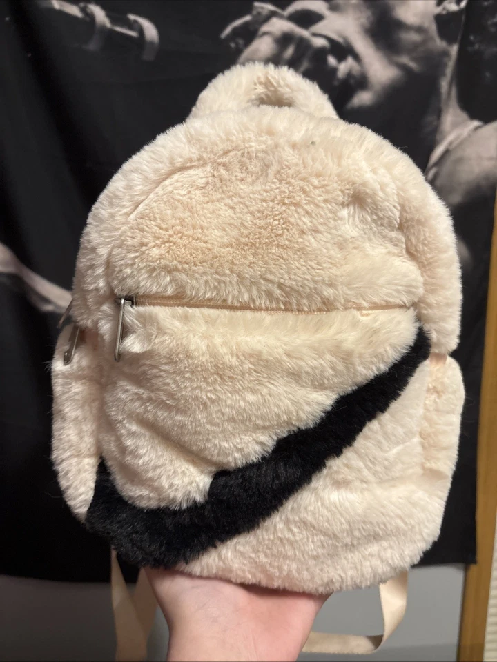 Nike Mujeres Ropa Deportiva Futura 365 Imitación Piel Mini Mochila Guayaba Hielo Deportiva Calle Foto 1 de 4