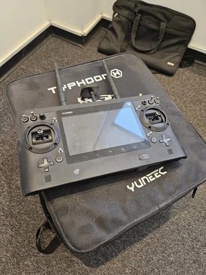 Yuneec Typhoon H Pro Drohne Hexakopter - für Bastler - Bild 1 von 4