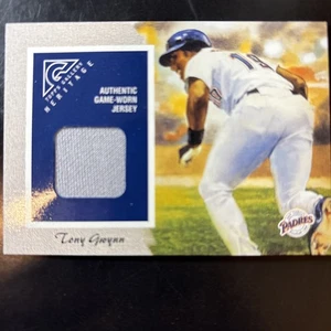 2002 Topps Gallery Tony Gwynn Heritage Padres Jersey GHR-TG - Picture 1 of 8