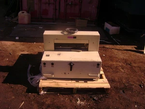 TRIUMPH SEMI AUTOMATIC PAPER CUTTER MODEL # IDEAL- FORTE 48/E