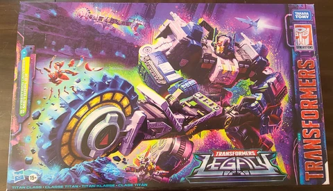 Transformers Generations Legacy Titan Metroplex 22-Inch New in Sealed Box Cover