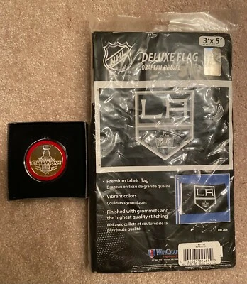 Los Angeles Kings Deluxe Flag & 2014 Stanley Cup Champions Coin/Ornament - Image 1 of 3