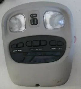 98-04 Chrysler 300M Concorde OVERHEAD CONSOLE Lights Homelink SUNROOF 04760145 - Picture 1 of 2