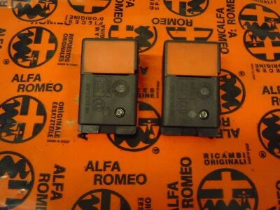 BOTONES CERRADURA PUERTA INTERIOR ALFA ROMEO MILANO A75 Foto 1 de 2