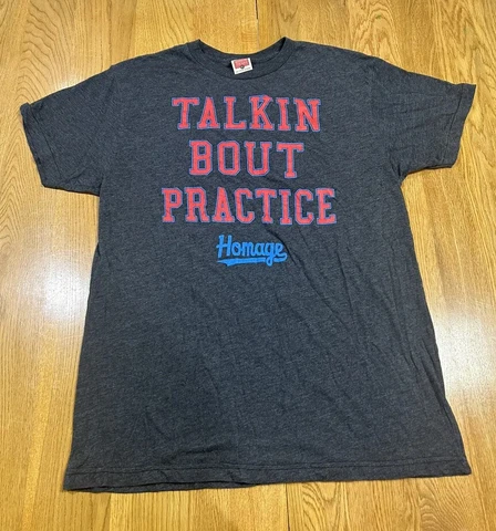 Homage TALKIN BOUT PRACTICE T-Shirt XL Allen Iverson NBA Philadelphia 76ers USA Cover