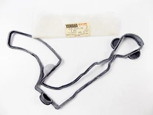 OEM 1982 1983 YAMAHA HEAD XZ550 MOTOR CYLINDER HEAD COVER GASKET 11H-11193-00 - Picture 1 of 1