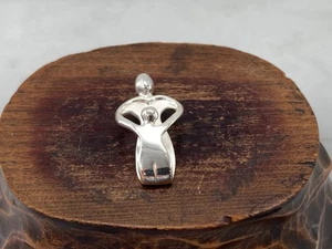Carolyn Pollack Family Single Child Mom Mother Parent Modernist Pendant Signed - Picture 1 of 9