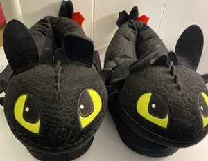 Dreamworks Toothless How To Train Your Dragon Adult Plush Slippers XXL Rare - Picture 1 of 6