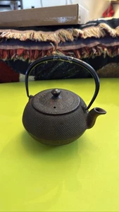 Japanese Cast Iron Tetsubin Teapot Black Hobnail Kettle Traditional Tea Pot - Picture 1 of 1