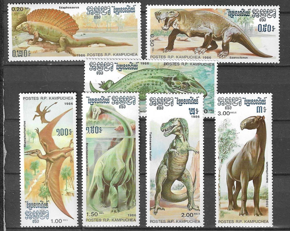 Kampuchea 1986 Wildlife Prehistoric Fauna Dinosaur compl set MNH - Image 1 of 1