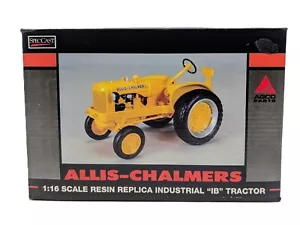 1/16 Allis Chalmers IB Industrial Tractor, Orange Spectacular Show Tractor - Picture 1 of 4