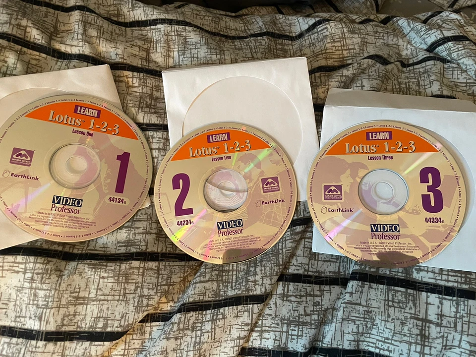 Learn Lotus 1-2-3 CD Rom 3 Disc Set Video Professor - Image 1 of 1