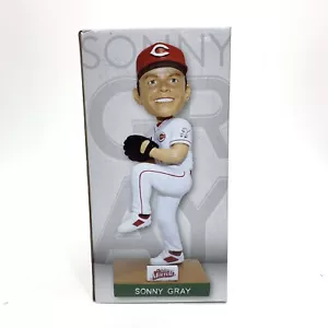 Cincinnati Reds Sonny grigio Bobblehead 2020 scatola regalo spedizione nuovissima in scatola - Foto 1 di 8