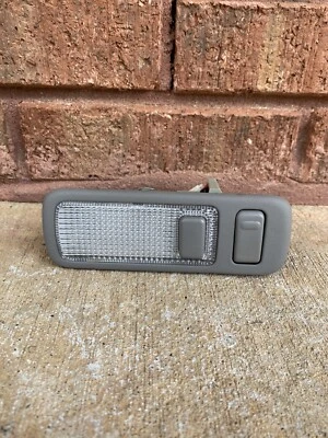 Lexus LS430 2004 izquierda trasera luz de lectura lámpara OEM (6776) 83D Foto 1 de 4