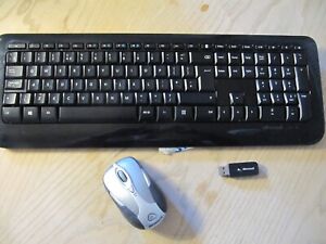 Microsoft Wireless 800 Keyboard Dongle and Presenter Mouse 8000
