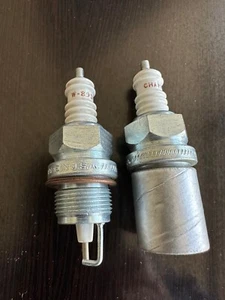 Champion W-89D Spark plugs - Picture 1 of 3