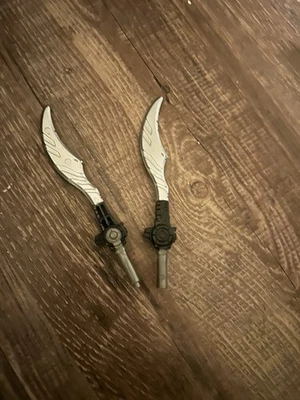 Hasbro Transformers Studio Series 106 Leader Optimus Primal Swords Only Foto 1 de 2