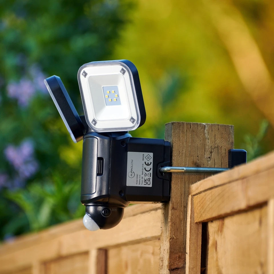 Auraglow Twin LED Flood Security Light Hybrid Solar & Battery PIR Motion Sensor - Image 1 of 4