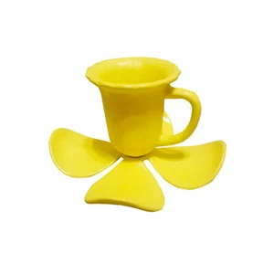 1971 Willy Wonka and the Chocolate Factory Edible Cup Buttercup Movie Prop - Imagen 1 de 4