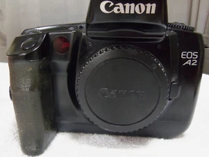 Canon EOS A2 EOS 5 35mm FILM SLR Analog camera body - Picture 1 of 6
