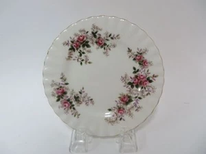 Royal Albert Lavender Rose Dinner Plate England Pink White - Picture 1 of 5
