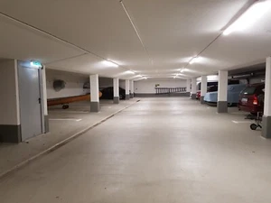 Sanierter TG-Stellplatz in München Englschalking - unmittelbare Nähe zur S-Bahn - Bild 1 von 3