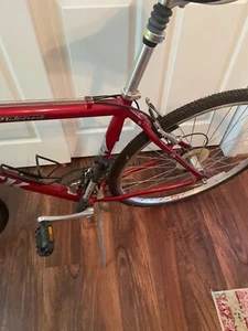 mens 24 inch, 26 inch wheels Trek 7300 Multitrack bicycle - Picture 1 of 3