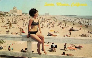 SANTA MONICA 1971 Chrome Postcard WOMAN IN BIKINI on RAIL ABOVE BEACH CALIFORNIA - Picture 1 of 2