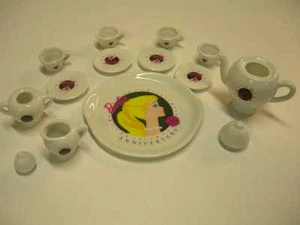 Barbie 35th Anniversary Edition Teeservice! TOP ZUSTAND! - Bild 1 von 4