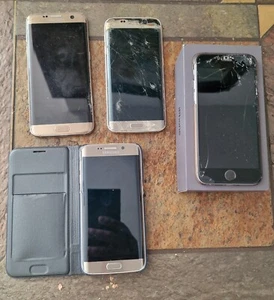 Alte Telefone mit einem Defekt - Bild 1 von 8