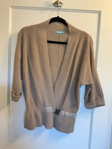 Rare J McLaughlin cotton/linen sweater w/ buckle taupe beige S dolman sleeves - Picture 1 of 9