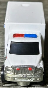 Custom Matchbox International Ambulance In White From 2022 Case - Picture 1 of 5