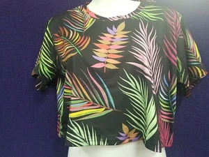 NEW Women Fashion Cropped Top Black Crew Neck Short Sleeve Tropical Fern Size XL - Picture 1 of 2