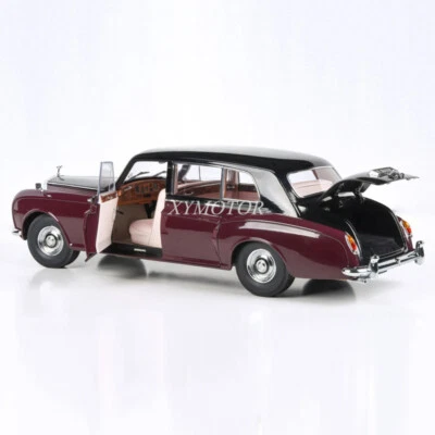 Paragon 1/18 Rolls Royce Phantom V Diecast Model Car Gifts Display Red/White - Image 1 of 4