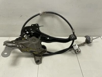 Pedal de freno de estacionamiento de emergencia Nissan Máxima 2017 con cable de fábrica Foto 1 de 4