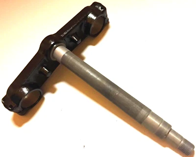 Ponte Forcella Inferiore Kawasaki Kle 500 400 44037-1286 NOS - Immagine 1 di 3