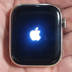 MONTRE APPLE HERMES SERIE 7 SANS BRACELET POUR PIECES NI A REPARER  - Photo 1 sur 13