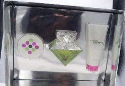 Believe by Britney Spears3.3 EDP+3.3 Body Souffle Creme+5 浅粉礼品套装 — 第 1/2 张图片