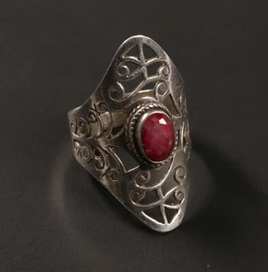 schöner 925er Silber Vintage Ring mit Rubin, Grösse 60 - Bild 1 von 3